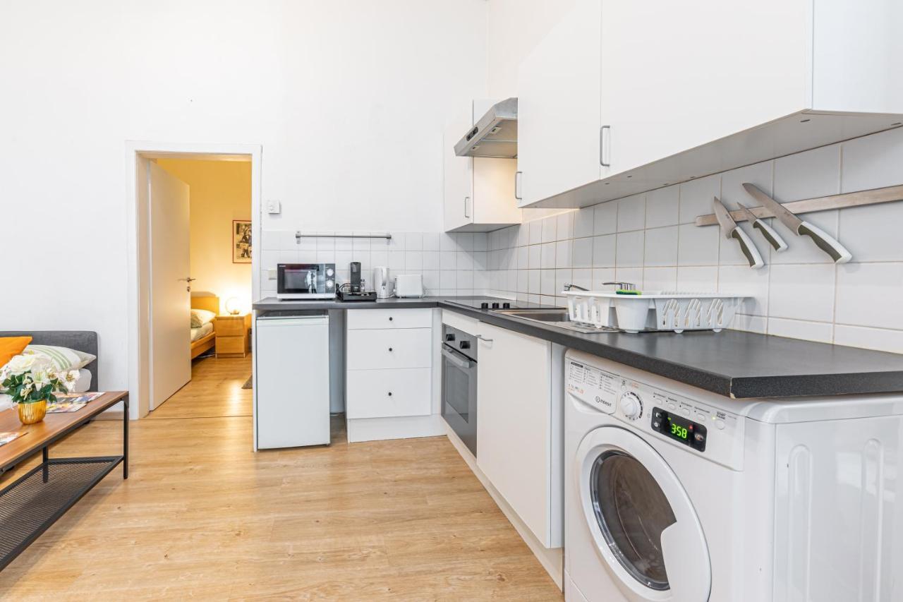 Trendy Vienna By Jr City Apartments Ngoại thất bức ảnh